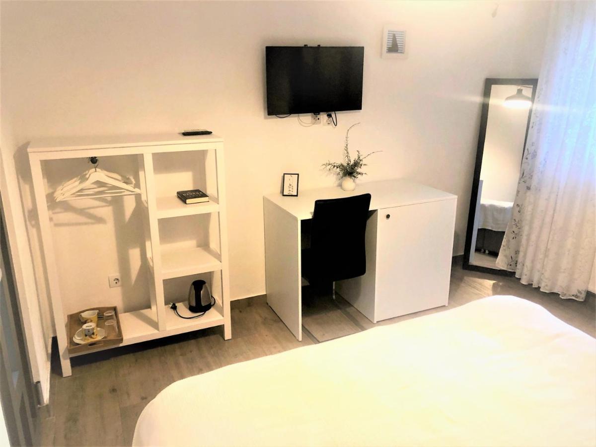 Apartments & Rooms Formenti Skradin Esterno foto