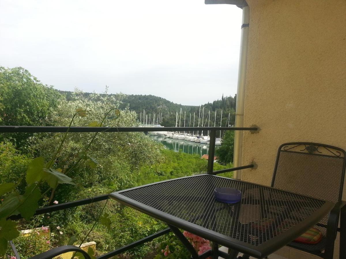 Apartments & Rooms Formenti Skradin Esterno foto